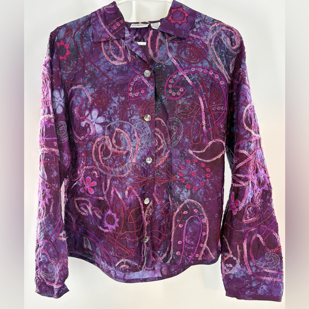 Chico’s 100% Silk Embroidered Purple Floral Button Up Shirt Blouse Size 0 EUC